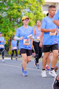 BIB: 8353
                            <button type="button" onclick="openModal(3417290)" class="btn btn-primary btn-sm float-right btn-popup" data-toggle="modal" data-target=".modal-high-quality">
                        <i class="fas fa-shopping-cart"></i> Add to Cart
                    </button>
                                            <button type="button" onclick="isThisMe(3417290, true)" class="btn btn-success btn-sm float-right btn-popup btn-isme hidden" data-toggle="tooltip" data-placement="bottom" title="นี่คือรูปของคุณใช่ไหม คลิกที่นี่เพื่อเอาเข้าอัลบั้ม">
                        <i class="fas fa-plus"></i> Add to album
                    </button>
                    <button type="button" onclick="isThisMe(3417290, false)" class="btn btn-warning btn-sm float-right btn-popup btn-isnotme hidden">
                        <i class="fas fa-ban"></i> Remove from album
                    </button>