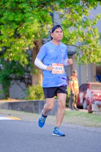 BIB: 9240
                            <button type="button" onclick="openModal(3413693)" class="btn btn-primary btn-sm float-right btn-popup" data-toggle="modal" data-target=".modal-high-quality">
                        <i class="fas fa-shopping-cart"></i> Add to Cart
                    </button>
                                            <button type="button" onclick="isThisMe(3413693, true)" class="btn btn-success btn-sm float-right btn-popup btn-isme hidden" data-toggle="tooltip" data-placement="bottom" title="นี่คือรูปของคุณใช่ไหม คลิกที่นี่เพื่อเอาเข้าอัลบั้ม">
                        <i class="fas fa-plus"></i> Add to album
                    </button>
                    <button type="button" onclick="isThisMe(3413693, false)" class="btn btn-warning btn-sm float-right btn-popup btn-isnotme hidden">
                        <i class="fas fa-ban"></i> Remove from album
                    </button>