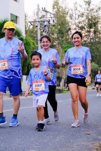 BIB: 9358, 9360, 
                            <button type="button" onclick="openModal(3426966)" class="btn btn-primary btn-sm float-right btn-popup" data-toggle="modal" data-target=".modal-high-quality">
                        <i class="fas fa-shopping-cart"></i> Add to Cart
                    </button>
                                            <button type="button" onclick="isThisMe(3426966, true)" class="btn btn-success btn-sm float-right btn-popup btn-isme hidden" data-toggle="tooltip" data-placement="bottom" title="นี่คือรูปของคุณใช่ไหม คลิกที่นี่เพื่อเอาเข้าอัลบั้ม">
                        <i class="fas fa-plus"></i> Add to album
                    </button>
                    <button type="button" onclick="isThisMe(3426966, false)" class="btn btn-warning btn-sm float-right btn-popup btn-isnotme hidden">
                        <i class="fas fa-ban"></i> Remove from album
                    </button>