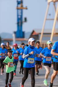 BIB: 9891, 9526, 
                            <button type="button" onclick="openModal(3200596)" class="btn btn-primary btn-sm float-right btn-popup" data-toggle="modal" data-target=".modal-high-quality">
                        <i class="fas fa-shopping-cart"></i> Add to Cart
                    </button>
                                            <button type="button" onclick="isThisMe(3200596, true)" class="btn btn-success btn-sm float-right btn-popup btn-isme hidden" data-toggle="tooltip" data-placement="bottom" title="นี่คือรูปของคุณใช่ไหม คลิกที่นี่เพื่อเอาเข้าอัลบั้ม">
                        <i class="fas fa-plus"></i> Add to album
                    </button>
                    <button type="button" onclick="isThisMe(3200596, false)" class="btn btn-warning btn-sm float-right btn-popup btn-isnotme hidden">
                        <i class="fas fa-ban"></i> Remove from album
                    </button>