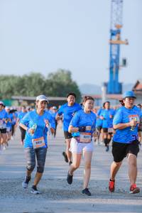 BIB: 5211, 9916
                            <button type="button" onclick="openModal(3201868)" class="btn btn-primary btn-sm float-right btn-popup" data-toggle="modal" data-target=".modal-high-quality">
                        <i class="fas fa-shopping-cart"></i> Add to Cart
                    </button>
                                            <button type="button" onclick="isThisMe(3201868, true)" class="btn btn-success btn-sm float-right btn-popup btn-isme hidden" data-toggle="tooltip" data-placement="bottom" title="นี่คือรูปของคุณใช่ไหม คลิกที่นี่เพื่อเอาเข้าอัลบั้ม">
                        <i class="fas fa-plus"></i> Add to album
                    </button>
                    <button type="button" onclick="isThisMe(3201868, false)" class="btn btn-warning btn-sm float-right btn-popup btn-isnotme hidden">
                        <i class="fas fa-ban"></i> Remove from album
                    </button>