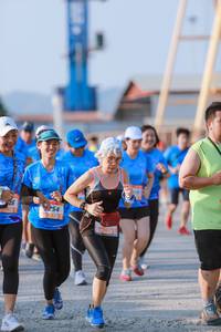 BIB: 
                            <button type="button" onclick="openModal(3202101)" class="btn btn-primary btn-sm float-right btn-popup" data-toggle="modal" data-target=".modal-high-quality">
                        <i class="fas fa-shopping-cart"></i> Add to Cart
                    </button>
                                            <button type="button" onclick="isThisMe(3202101, true)" class="btn btn-success btn-sm float-right btn-popup btn-isme hidden" data-toggle="tooltip" data-placement="bottom" title="นี่คือรูปของคุณใช่ไหม คลิกที่นี่เพื่อเอาเข้าอัลบั้ม">
                        <i class="fas fa-plus"></i> Add to album
                    </button>
                    <button type="button" onclick="isThisMe(3202101, false)" class="btn btn-warning btn-sm float-right btn-popup btn-isnotme hidden">
                        <i class="fas fa-ban"></i> Remove from album
                    </button>