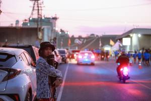 BIB: 
                            <button type="button" onclick="openModal(3252363)" class="btn btn-primary btn-sm float-right btn-popup" data-toggle="modal" data-target=".modal-high-quality">
                        <i class="fas fa-shopping-cart"></i> Add to Cart
                    </button>
                                            <button type="button" onclick="isThisMe(3252363, true)" class="btn btn-success btn-sm float-right btn-popup btn-isme hidden" data-toggle="tooltip" data-placement="bottom" title="นี่คือรูปของคุณใช่ไหม คลิกที่นี่เพื่อเอาเข้าอัลบั้ม">
                        <i class="fas fa-plus"></i> Add to album
                    </button>
                    <button type="button" onclick="isThisMe(3252363, false)" class="btn btn-warning btn-sm float-right btn-popup btn-isnotme hidden">
                        <i class="fas fa-ban"></i> Remove from album
                    </button>