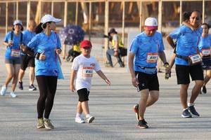 BIB: 8164, 8163, 
                            <button type="button" onclick="openModal(3383191)" class="btn btn-primary btn-sm float-right btn-popup" data-toggle="modal" data-target=".modal-high-quality">
                        <i class="fas fa-shopping-cart"></i> Add to Cart
                    </button>
                                            <button type="button" onclick="isThisMe(3383191, true)" class="btn btn-success btn-sm float-right btn-popup btn-isme hidden" data-toggle="tooltip" data-placement="bottom" title="นี่คือรูปของคุณใช่ไหม คลิกที่นี่เพื่อเอาเข้าอัลบั้ม">
                        <i class="fas fa-plus"></i> Add to album
                    </button>
                    <button type="button" onclick="isThisMe(3383191, false)" class="btn btn-warning btn-sm float-right btn-popup btn-isnotme hidden">
                        <i class="fas fa-ban"></i> Remove from album
                    </button>