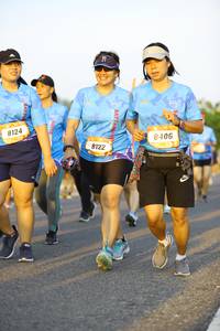 BIB: 8124, 8406, 8122
                            <button type="button" onclick="openModal(3334151)" class="btn btn-primary btn-sm float-right btn-popup" data-toggle="modal" data-target=".modal-high-quality">
                        <i class="fas fa-shopping-cart"></i> Add to Cart
                    </button>
                                            <button type="button" onclick="isThisMe(3334151, true)" class="btn btn-success btn-sm float-right btn-popup btn-isme hidden" data-toggle="tooltip" data-placement="bottom" title="นี่คือรูปของคุณใช่ไหม คลิกที่นี่เพื่อเอาเข้าอัลบั้ม">
                        <i class="fas fa-plus"></i> Add to album
                    </button>
                    <button type="button" onclick="isThisMe(3334151, false)" class="btn btn-warning btn-sm float-right btn-popup btn-isnotme hidden">
                        <i class="fas fa-ban"></i> Remove from album
                    </button>