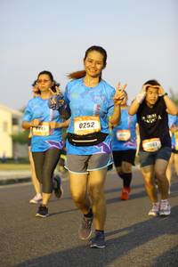 BIB: 8252
                            <button type="button" onclick="openModal(3328706)" class="btn btn-primary btn-sm float-right btn-popup" data-toggle="modal" data-target=".modal-high-quality">
                        <i class="fas fa-shopping-cart"></i> Add to Cart
                    </button>
                                            <button type="button" onclick="isThisMe(3328706, true)" class="btn btn-success btn-sm float-right btn-popup btn-isme hidden" data-toggle="tooltip" data-placement="bottom" title="นี่คือรูปของคุณใช่ไหม คลิกที่นี่เพื่อเอาเข้าอัลบั้ม">
                        <i class="fas fa-plus"></i> Add to album
                    </button>
                    <button type="button" onclick="isThisMe(3328706, false)" class="btn btn-warning btn-sm float-right btn-popup btn-isnotme hidden">
                        <i class="fas fa-ban"></i> Remove from album
                    </button>