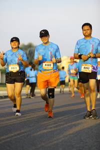 BIB: 8303, 9821, 8263
                            <button type="button" onclick="openModal(3332287)" class="btn btn-primary btn-sm float-right btn-popup" data-toggle="modal" data-target=".modal-high-quality">
                        <i class="fas fa-shopping-cart"></i> Add to Cart
                    </button>
                                            <button type="button" onclick="isThisMe(3332287, true)" class="btn btn-success btn-sm float-right btn-popup btn-isme hidden" data-toggle="tooltip" data-placement="bottom" title="นี่คือรูปของคุณใช่ไหม คลิกที่นี่เพื่อเอาเข้าอัลบั้ม">
                        <i class="fas fa-plus"></i> Add to album
                    </button>
                    <button type="button" onclick="isThisMe(3332287, false)" class="btn btn-warning btn-sm float-right btn-popup btn-isnotme hidden">
                        <i class="fas fa-ban"></i> Remove from album
                    </button>
