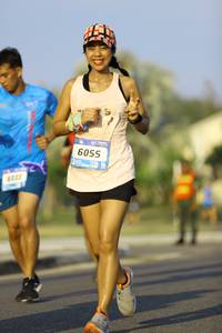 BIB: 6055, 033
                            <button type="button" onclick="openModal(3259454)" class="btn btn-primary btn-sm float-right btn-popup" data-toggle="modal" data-target=".modal-high-quality">
                        <i class="fas fa-shopping-cart"></i> Add to Cart
                    </button>
                                            <button type="button" onclick="isThisMe(3259454, true)" class="btn btn-success btn-sm float-right btn-popup btn-isme hidden" data-toggle="tooltip" data-placement="bottom" title="นี่คือรูปของคุณใช่ไหม คลิกที่นี่เพื่อเอาเข้าอัลบั้ม">
                        <i class="fas fa-plus"></i> Add to album
                    </button>
                    <button type="button" onclick="isThisMe(3259454, false)" class="btn btn-warning btn-sm float-right btn-popup btn-isnotme hidden">
                        <i class="fas fa-ban"></i> Remove from album
                    </button>