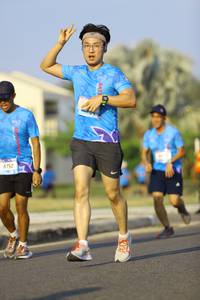 BIB: 6752
                            <button type="button" onclick="openModal(3259181)" class="btn btn-primary btn-sm float-right btn-popup" data-toggle="modal" data-target=".modal-high-quality">
                        <i class="fas fa-shopping-cart"></i> Add to Cart
                    </button>
                                            <button type="button" onclick="isThisMe(3259181, true)" class="btn btn-success btn-sm float-right btn-popup btn-isme hidden" data-toggle="tooltip" data-placement="bottom" title="นี่คือรูปของคุณใช่ไหม คลิกที่นี่เพื่อเอาเข้าอัลบั้ม">
                        <i class="fas fa-plus"></i> Add to album
                    </button>
                    <button type="button" onclick="isThisMe(3259181, false)" class="btn btn-warning btn-sm float-right btn-popup btn-isnotme hidden">
                        <i class="fas fa-ban"></i> Remove from album
                    </button>