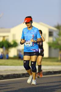 BIB: 6418
                            <button type="button" onclick="openModal(3260006)" class="btn btn-primary btn-sm float-right btn-popup" data-toggle="modal" data-target=".modal-high-quality">
                        <i class="fas fa-shopping-cart"></i> Add to Cart
                    </button>
                                            <button type="button" onclick="isThisMe(3260006, true)" class="btn btn-success btn-sm float-right btn-popup btn-isme hidden" data-toggle="tooltip" data-placement="bottom" title="นี่คือรูปของคุณใช่ไหม คลิกที่นี่เพื่อเอาเข้าอัลบั้ม">
                        <i class="fas fa-plus"></i> Add to album
                    </button>
                    <button type="button" onclick="isThisMe(3260006, false)" class="btn btn-warning btn-sm float-right btn-popup btn-isnotme hidden">
                        <i class="fas fa-ban"></i> Remove from album
                    </button>