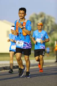 BIB: 6011
                            <button type="button" onclick="openModal(3259740)" class="btn btn-primary btn-sm float-right btn-popup" data-toggle="modal" data-target=".modal-high-quality">
                        <i class="fas fa-shopping-cart"></i> Add to Cart
                    </button>
                                            <button type="button" onclick="isThisMe(3259740, true)" class="btn btn-success btn-sm float-right btn-popup btn-isme hidden" data-toggle="tooltip" data-placement="bottom" title="นี่คือรูปของคุณใช่ไหม คลิกที่นี่เพื่อเอาเข้าอัลบั้ม">
                        <i class="fas fa-plus"></i> Add to album
                    </button>
                    <button type="button" onclick="isThisMe(3259740, false)" class="btn btn-warning btn-sm float-right btn-popup btn-isnotme hidden">
                        <i class="fas fa-ban"></i> Remove from album
                    </button>