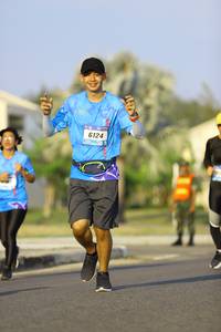 BIB: 6124
                            <button type="button" onclick="openModal(3259757)" class="btn btn-primary btn-sm float-right btn-popup" data-toggle="modal" data-target=".modal-high-quality">
                        <i class="fas fa-shopping-cart"></i> Add to Cart
                    </button>
                                            <button type="button" onclick="isThisMe(3259757, true)" class="btn btn-success btn-sm float-right btn-popup btn-isme hidden" data-toggle="tooltip" data-placement="bottom" title="นี่คือรูปของคุณใช่ไหม คลิกที่นี่เพื่อเอาเข้าอัลบั้ม">
                        <i class="fas fa-plus"></i> Add to album
                    </button>
                    <button type="button" onclick="isThisMe(3259757, false)" class="btn btn-warning btn-sm float-right btn-popup btn-isnotme hidden">
                        <i class="fas fa-ban"></i> Remove from album
                    </button>