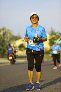 BIB: 6352
                            <button type="button" onclick="openModal(3262552)" class="btn btn-primary btn-sm float-right btn-popup" data-toggle="modal" data-target=".modal-high-quality">
                        <i class="fas fa-shopping-cart"></i> Add to Cart
                    </button>
                                            <button type="button" onclick="isThisMe(3262552, true)" class="btn btn-success btn-sm float-right btn-popup btn-isme hidden" data-toggle="tooltip" data-placement="bottom" title="นี่คือรูปของคุณใช่ไหม คลิกที่นี่เพื่อเอาเข้าอัลบั้ม">
                        <i class="fas fa-plus"></i> Add to album
                    </button>
                    <button type="button" onclick="isThisMe(3262552, false)" class="btn btn-warning btn-sm float-right btn-popup btn-isnotme hidden">
                        <i class="fas fa-ban"></i> Remove from album
                    </button>