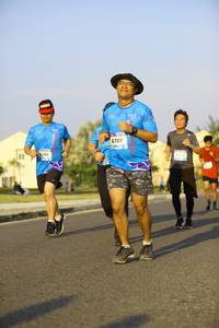 BIB: 6701, 386
                            <button type="button" onclick="openModal(3261830)" class="btn btn-primary btn-sm float-right btn-popup" data-toggle="modal" data-target=".modal-high-quality">
                        <i class="fas fa-shopping-cart"></i> Add to Cart
                    </button>
                                            <button type="button" onclick="isThisMe(3261830, true)" class="btn btn-success btn-sm float-right btn-popup btn-isme hidden" data-toggle="tooltip" data-placement="bottom" title="นี่คือรูปของคุณใช่ไหม คลิกที่นี่เพื่อเอาเข้าอัลบั้ม">
                        <i class="fas fa-plus"></i> Add to album
                    </button>
                    <button type="button" onclick="isThisMe(3261830, false)" class="btn btn-warning btn-sm float-right btn-popup btn-isnotme hidden">
                        <i class="fas fa-ban"></i> Remove from album
                    </button>