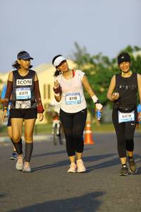 BIB: 6371, 6116, 6074
                            <button type="button" onclick="openModal(3262298)" class="btn btn-primary btn-sm float-right btn-popup" data-toggle="modal" data-target=".modal-high-quality">
                        <i class="fas fa-shopping-cart"></i> Add to Cart
                    </button>
                                            <button type="button" onclick="isThisMe(3262298, true)" class="btn btn-success btn-sm float-right btn-popup btn-isme hidden" data-toggle="tooltip" data-placement="bottom" title="นี่คือรูปของคุณใช่ไหม คลิกที่นี่เพื่อเอาเข้าอัลบั้ม">
                        <i class="fas fa-plus"></i> Add to album
                    </button>
                    <button type="button" onclick="isThisMe(3262298, false)" class="btn btn-warning btn-sm float-right btn-popup btn-isnotme hidden">
                        <i class="fas fa-ban"></i> Remove from album
                    </button>