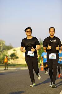 BIB: 6929, 930, 6930
                            <button type="button" onclick="openModal(3261956)" class="btn btn-primary btn-sm float-right btn-popup" data-toggle="modal" data-target=".modal-high-quality">
                        <i class="fas fa-shopping-cart"></i> Add to Cart
                    </button>
                                            <button type="button" onclick="isThisMe(3261956, true)" class="btn btn-success btn-sm float-right btn-popup btn-isme hidden" data-toggle="tooltip" data-placement="bottom" title="นี่คือรูปของคุณใช่ไหม คลิกที่นี่เพื่อเอาเข้าอัลบั้ม">
                        <i class="fas fa-plus"></i> Add to album
                    </button>
                    <button type="button" onclick="isThisMe(3261956, false)" class="btn btn-warning btn-sm float-right btn-popup btn-isnotme hidden">
                        <i class="fas fa-ban"></i> Remove from album
                    </button>