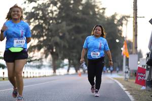 BIB: 6243, 7220
                            <button type="button" onclick="openModal(3128531)" class="btn btn-primary btn-sm float-right btn-popup" data-toggle="modal" data-target=".modal-high-quality">
                        <i class="fas fa-shopping-cart"></i> Add to Cart
                    </button>
                                            <button type="button" onclick="isThisMe(3128531, true)" class="btn btn-success btn-sm float-right btn-popup btn-isme hidden" data-toggle="tooltip" data-placement="bottom" title="นี่คือรูปของคุณใช่ไหม คลิกที่นี่เพื่อเอาเข้าอัลบั้ม">
                        <i class="fas fa-plus"></i> Add to album
                    </button>
                    <button type="button" onclick="isThisMe(3128531, false)" class="btn btn-warning btn-sm float-right btn-popup btn-isnotme hidden">
                        <i class="fas fa-ban"></i> Remove from album
                    </button>