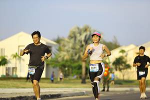 BIB: 6695, 6421, 
                            <button type="button" onclick="openModal(3259512)" class="btn btn-primary btn-sm float-right btn-popup" data-toggle="modal" data-target=".modal-high-quality">
                        <i class="fas fa-shopping-cart"></i> Add to Cart
                    </button>
                                            <button type="button" onclick="isThisMe(3259512, true)" class="btn btn-success btn-sm float-right btn-popup btn-isme hidden" data-toggle="tooltip" data-placement="bottom" title="นี่คือรูปของคุณใช่ไหม คลิกที่นี่เพื่อเอาเข้าอัลบั้ม">
                        <i class="fas fa-plus"></i> Add to album
                    </button>
                    <button type="button" onclick="isThisMe(3259512, false)" class="btn btn-warning btn-sm float-right btn-popup btn-isnotme hidden">
                        <i class="fas fa-ban"></i> Remove from album
                    </button>