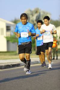 BIB: 6902, 6615
                            <button type="button" onclick="openModal(3259131)" class="btn btn-primary btn-sm float-right btn-popup" data-toggle="modal" data-target=".modal-high-quality">
                        <i class="fas fa-shopping-cart"></i> Add to Cart
                    </button>
                                            <button type="button" onclick="isThisMe(3259131, true)" class="btn btn-success btn-sm float-right btn-popup btn-isme hidden" data-toggle="tooltip" data-placement="bottom" title="นี่คือรูปของคุณใช่ไหม คลิกที่นี่เพื่อเอาเข้าอัลบั้ม">
                        <i class="fas fa-plus"></i> Add to album
                    </button>
                    <button type="button" onclick="isThisMe(3259131, false)" class="btn btn-warning btn-sm float-right btn-popup btn-isnotme hidden">
                        <i class="fas fa-ban"></i> Remove from album
                    </button>