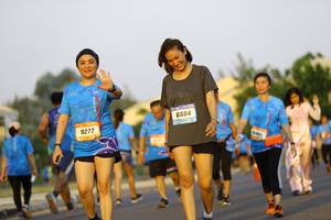 BIB: 6604, 9277
                            <button type="button" onclick="openModal(3278113)" class="btn btn-primary btn-sm float-right btn-popup" data-toggle="modal" data-target=".modal-high-quality">
                        <i class="fas fa-shopping-cart"></i> Add to Cart
                    </button>
                                            <button type="button" onclick="isThisMe(3278113, true)" class="btn btn-success btn-sm float-right btn-popup btn-isme hidden" data-toggle="tooltip" data-placement="bottom" title="นี่คือรูปของคุณใช่ไหม คลิกที่นี่เพื่อเอาเข้าอัลบั้ม">
                        <i class="fas fa-plus"></i> Add to album
                    </button>
                    <button type="button" onclick="isThisMe(3278113, false)" class="btn btn-warning btn-sm float-right btn-popup btn-isnotme hidden">
                        <i class="fas fa-ban"></i> Remove from album
                    </button>
