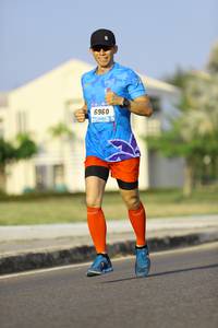 BIB: 6960
                            <button type="button" onclick="openModal(3258284)" class="btn btn-primary btn-sm float-right btn-popup" data-toggle="modal" data-target=".modal-high-quality">
                        <i class="fas fa-shopping-cart"></i> Add to Cart
                    </button>
                                            <button type="button" onclick="isThisMe(3258284, true)" class="btn btn-success btn-sm float-right btn-popup btn-isme hidden" data-toggle="tooltip" data-placement="bottom" title="นี่คือรูปของคุณใช่ไหม คลิกที่นี่เพื่อเอาเข้าอัลบั้ม">
                        <i class="fas fa-plus"></i> Add to album
                    </button>
                    <button type="button" onclick="isThisMe(3258284, false)" class="btn btn-warning btn-sm float-right btn-popup btn-isnotme hidden">
                        <i class="fas fa-ban"></i> Remove from album
                    </button>