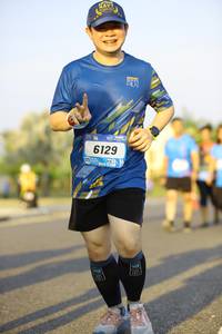 BIB: 6129
                            <button type="button" onclick="openModal(3263570)" class="btn btn-primary btn-sm float-right btn-popup" data-toggle="modal" data-target=".modal-high-quality">
                        <i class="fas fa-shopping-cart"></i> Add to Cart
                    </button>
                                            <button type="button" onclick="isThisMe(3263570, true)" class="btn btn-success btn-sm float-right btn-popup btn-isme hidden" data-toggle="tooltip" data-placement="bottom" title="นี่คือรูปของคุณใช่ไหม คลิกที่นี่เพื่อเอาเข้าอัลบั้ม">
                        <i class="fas fa-plus"></i> Add to album
                    </button>
                    <button type="button" onclick="isThisMe(3263570, false)" class="btn btn-warning btn-sm float-right btn-popup btn-isnotme hidden">
                        <i class="fas fa-ban"></i> Remove from album
                    </button>