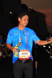 BIB: 9896
                            <button type="button" onclick="openModal(3159943)" class="btn btn-primary btn-sm float-right btn-popup" data-toggle="modal" data-target=".modal-high-quality">
                        <i class="fas fa-shopping-cart"></i> Add to Cart
                    </button>
                                            <button type="button" onclick="isThisMe(3159943, true)" class="btn btn-success btn-sm float-right btn-popup btn-isme hidden" data-toggle="tooltip" data-placement="bottom" title="นี่คือรูปของคุณใช่ไหม คลิกที่นี่เพื่อเอาเข้าอัลบั้ม">
                        <i class="fas fa-plus"></i> Add to album
                    </button>
                    <button type="button" onclick="isThisMe(3159943, false)" class="btn btn-warning btn-sm float-right btn-popup btn-isnotme hidden">
                        <i class="fas fa-ban"></i> Remove from album
                    </button>