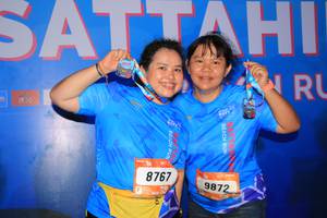 BIB: 8767, 9872
                            <button type="button" onclick="openModal(3160918)" class="btn btn-primary btn-sm float-right btn-popup" data-toggle="modal" data-target=".modal-high-quality">
                        <i class="fas fa-shopping-cart"></i> Add to Cart
                    </button>
                                            <button type="button" onclick="isThisMe(3160918, true)" class="btn btn-success btn-sm float-right btn-popup btn-isme hidden" data-toggle="tooltip" data-placement="bottom" title="นี่คือรูปของคุณใช่ไหม คลิกที่นี่เพื่อเอาเข้าอัลบั้ม">
                        <i class="fas fa-plus"></i> Add to album
                    </button>
                    <button type="button" onclick="isThisMe(3160918, false)" class="btn btn-warning btn-sm float-right btn-popup btn-isnotme hidden">
                        <i class="fas fa-ban"></i> Remove from album
                    </button>