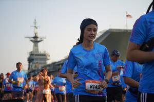 BIB: 814
                            <button type="button" onclick="openModal(3247386)" class="btn btn-primary btn-sm float-right btn-popup" data-toggle="modal" data-target=".modal-high-quality">
                        <i class="fas fa-shopping-cart"></i> Add to Cart
                    </button>
                                            <button type="button" onclick="isThisMe(3247386, true)" class="btn btn-success btn-sm float-right btn-popup btn-isme hidden" data-toggle="tooltip" data-placement="bottom" title="นี่คือรูปของคุณใช่ไหม คลิกที่นี่เพื่อเอาเข้าอัลบั้ม">
                        <i class="fas fa-plus"></i> Add to album
                    </button>
                    <button type="button" onclick="isThisMe(3247386, false)" class="btn btn-warning btn-sm float-right btn-popup btn-isnotme hidden">
                        <i class="fas fa-ban"></i> Remove from album
                    </button>