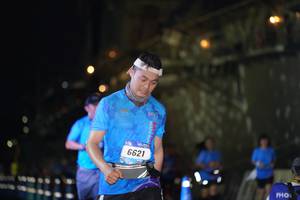 BIB: 6621
                            <button type="button" onclick="openModal(3249742)" class="btn btn-primary btn-sm float-right btn-popup" data-toggle="modal" data-target=".modal-high-quality">
                        <i class="fas fa-shopping-cart"></i> Add to Cart
                    </button>
                                            <button type="button" onclick="isThisMe(3249742, true)" class="btn btn-success btn-sm float-right btn-popup btn-isme hidden" data-toggle="tooltip" data-placement="bottom" title="นี่คือรูปของคุณใช่ไหม คลิกที่นี่เพื่อเอาเข้าอัลบั้ม">
                        <i class="fas fa-plus"></i> Add to album
                    </button>
                    <button type="button" onclick="isThisMe(3249742, false)" class="btn btn-warning btn-sm float-right btn-popup btn-isnotme hidden">
                        <i class="fas fa-ban"></i> Remove from album
                    </button>