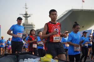 BIB: 9342
                            <button type="button" onclick="openModal(3247264)" class="btn btn-primary btn-sm float-right btn-popup" data-toggle="modal" data-target=".modal-high-quality">
                        <i class="fas fa-shopping-cart"></i> Add to Cart
                    </button>
                                            <button type="button" onclick="isThisMe(3247264, true)" class="btn btn-success btn-sm float-right btn-popup btn-isme hidden" data-toggle="tooltip" data-placement="bottom" title="นี่คือรูปของคุณใช่ไหม คลิกที่นี่เพื่อเอาเข้าอัลบั้ม">
                        <i class="fas fa-plus"></i> Add to album
                    </button>
                    <button type="button" onclick="isThisMe(3247264, false)" class="btn btn-warning btn-sm float-right btn-popup btn-isnotme hidden">
                        <i class="fas fa-ban"></i> Remove from album
                    </button>