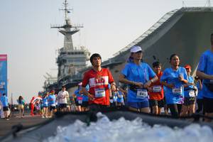 BIB: 6575, 6277, 645
                            <button type="button" onclick="openModal(3247030)" class="btn btn-primary btn-sm float-right btn-popup" data-toggle="modal" data-target=".modal-high-quality">
                        <i class="fas fa-shopping-cart"></i> Add to Cart
                    </button>
                                            <button type="button" onclick="isThisMe(3247030, true)" class="btn btn-success btn-sm float-right btn-popup btn-isme hidden" data-toggle="tooltip" data-placement="bottom" title="นี่คือรูปของคุณใช่ไหม คลิกที่นี่เพื่อเอาเข้าอัลบั้ม">
                        <i class="fas fa-plus"></i> Add to album
                    </button>
                    <button type="button" onclick="isThisMe(3247030, false)" class="btn btn-warning btn-sm float-right btn-popup btn-isnotme hidden">
                        <i class="fas fa-ban"></i> Remove from album
                    </button>