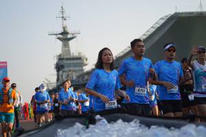 BIB: 6757
                            <button type="button" onclick="openModal(3247012)" class="btn btn-primary btn-sm float-right btn-popup" data-toggle="modal" data-target=".modal-high-quality">
                        <i class="fas fa-shopping-cart"></i> Add to Cart
                    </button>
                                            <button type="button" onclick="isThisMe(3247012, true)" class="btn btn-success btn-sm float-right btn-popup btn-isme hidden" data-toggle="tooltip" data-placement="bottom" title="นี่คือรูปของคุณใช่ไหม คลิกที่นี่เพื่อเอาเข้าอัลบั้ม">
                        <i class="fas fa-plus"></i> Add to album
                    </button>
                    <button type="button" onclick="isThisMe(3247012, false)" class="btn btn-warning btn-sm float-right btn-popup btn-isnotme hidden">
                        <i class="fas fa-ban"></i> Remove from album
                    </button>