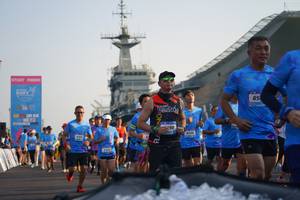 BIB: 
                            <button type="button" onclick="openModal(3246980)" class="btn btn-primary btn-sm float-right btn-popup" data-toggle="modal" data-target=".modal-high-quality">
                        <i class="fas fa-shopping-cart"></i> Add to Cart
                    </button>
                                            <button type="button" onclick="isThisMe(3246980, true)" class="btn btn-success btn-sm float-right btn-popup btn-isme hidden" data-toggle="tooltip" data-placement="bottom" title="นี่คือรูปของคุณใช่ไหม คลิกที่นี่เพื่อเอาเข้าอัลบั้ม">
                        <i class="fas fa-plus"></i> Add to album
                    </button>
                    <button type="button" onclick="isThisMe(3246980, false)" class="btn btn-warning btn-sm float-right btn-popup btn-isnotme hidden">
                        <i class="fas fa-ban"></i> Remove from album
                    </button>