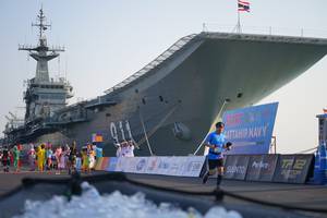 BIB: 
                            <button type="button" onclick="openModal(3247081)" class="btn btn-primary btn-sm float-right btn-popup" data-toggle="modal" data-target=".modal-high-quality">
                        <i class="fas fa-shopping-cart"></i> Add to Cart
                    </button>
                                            <button type="button" onclick="isThisMe(3247081, true)" class="btn btn-success btn-sm float-right btn-popup btn-isme hidden" data-toggle="tooltip" data-placement="bottom" title="นี่คือรูปของคุณใช่ไหม คลิกที่นี่เพื่อเอาเข้าอัลบั้ม">
                        <i class="fas fa-plus"></i> Add to album
                    </button>
                    <button type="button" onclick="isThisMe(3247081, false)" class="btn btn-warning btn-sm float-right btn-popup btn-isnotme hidden">
                        <i class="fas fa-ban"></i> Remove from album
                    </button>