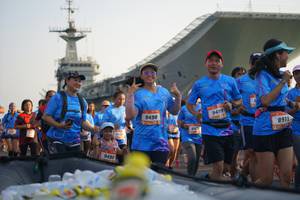 BIB: 9499, 9498, 8911, 9494
                            <button type="button" onclick="openModal(3247254)" class="btn btn-primary btn-sm float-right btn-popup" data-toggle="modal" data-target=".modal-high-quality">
                        <i class="fas fa-shopping-cart"></i> Add to Cart
                    </button>
                                            <button type="button" onclick="isThisMe(3247254, true)" class="btn btn-success btn-sm float-right btn-popup btn-isme hidden" data-toggle="tooltip" data-placement="bottom" title="นี่คือรูปของคุณใช่ไหม คลิกที่นี่เพื่อเอาเข้าอัลบั้ม">
                        <i class="fas fa-plus"></i> Add to album
                    </button>
                    <button type="button" onclick="isThisMe(3247254, false)" class="btn btn-warning btn-sm float-right btn-popup btn-isnotme hidden">
                        <i class="fas fa-ban"></i> Remove from album
                    </button>