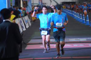 BIB: 6519, 678
                            <button type="button" onclick="openModal(3249027)" class="btn btn-primary btn-sm float-right btn-popup" data-toggle="modal" data-target=".modal-high-quality">
                        <i class="fas fa-shopping-cart"></i> Add to Cart
                    </button>
                                            <button type="button" onclick="isThisMe(3249027, true)" class="btn btn-success btn-sm float-right btn-popup btn-isme hidden" data-toggle="tooltip" data-placement="bottom" title="นี่คือรูปของคุณใช่ไหม คลิกที่นี่เพื่อเอาเข้าอัลบั้ม">
                        <i class="fas fa-plus"></i> Add to album
                    </button>
                    <button type="button" onclick="isThisMe(3249027, false)" class="btn btn-warning btn-sm float-right btn-popup btn-isnotme hidden">
                        <i class="fas fa-ban"></i> Remove from album
                    </button>