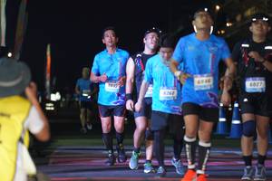 BIB: 5833, 6027, 6260
                            <button type="button" onclick="openModal(3249739)" class="btn btn-primary btn-sm float-right btn-popup" data-toggle="modal" data-target=".modal-high-quality">
                        <i class="fas fa-shopping-cart"></i> Add to Cart
                    </button>
                                            <button type="button" onclick="isThisMe(3249739, true)" class="btn btn-success btn-sm float-right btn-popup btn-isme hidden" data-toggle="tooltip" data-placement="bottom" title="นี่คือรูปของคุณใช่ไหม คลิกที่นี่เพื่อเอาเข้าอัลบั้ม">
                        <i class="fas fa-plus"></i> Add to album
                    </button>
                    <button type="button" onclick="isThisMe(3249739, false)" class="btn btn-warning btn-sm float-right btn-popup btn-isnotme hidden">
                        <i class="fas fa-ban"></i> Remove from album
                    </button>