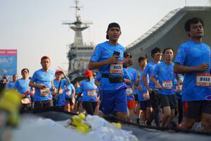 BIB: 8026, 8468, 232
                            <button type="button" onclick="openModal(3247301)" class="btn btn-primary btn-sm float-right btn-popup" data-toggle="modal" data-target=".modal-high-quality">
                        <i class="fas fa-shopping-cart"></i> Add to Cart
                    </button>
                                            <button type="button" onclick="isThisMe(3247301, true)" class="btn btn-success btn-sm float-right btn-popup btn-isme hidden" data-toggle="tooltip" data-placement="bottom" title="นี่คือรูปของคุณใช่ไหม คลิกที่นี่เพื่อเอาเข้าอัลบั้ม">
                        <i class="fas fa-plus"></i> Add to album
                    </button>
                    <button type="button" onclick="isThisMe(3247301, false)" class="btn btn-warning btn-sm float-right btn-popup btn-isnotme hidden">
                        <i class="fas fa-ban"></i> Remove from album
                    </button>