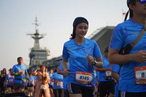 BIB: 8145
                            <button type="button" onclick="openModal(3247385)" class="btn btn-primary btn-sm float-right btn-popup" data-toggle="modal" data-target=".modal-high-quality">
                        <i class="fas fa-shopping-cart"></i> Add to Cart
                    </button>
                                            <button type="button" onclick="isThisMe(3247385, true)" class="btn btn-success btn-sm float-right btn-popup btn-isme hidden" data-toggle="tooltip" data-placement="bottom" title="นี่คือรูปของคุณใช่ไหม คลิกที่นี่เพื่อเอาเข้าอัลบั้ม">
                        <i class="fas fa-plus"></i> Add to album
                    </button>
                    <button type="button" onclick="isThisMe(3247385, false)" class="btn btn-warning btn-sm float-right btn-popup btn-isnotme hidden">
                        <i class="fas fa-ban"></i> Remove from album
                    </button>