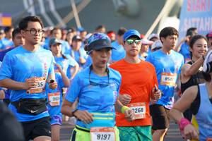 BIB: 8500, 960, 268, 8197
                            <button type="button" onclick="openModal(3247210)" class="btn btn-primary btn-sm float-right btn-popup" data-toggle="modal" data-target=".modal-high-quality">
                        <i class="fas fa-shopping-cart"></i> Add to Cart
                    </button>
                                            <button type="button" onclick="isThisMe(3247210, true)" class="btn btn-success btn-sm float-right btn-popup btn-isme hidden" data-toggle="tooltip" data-placement="bottom" title="นี่คือรูปของคุณใช่ไหม คลิกที่นี่เพื่อเอาเข้าอัลบั้ม">
                        <i class="fas fa-plus"></i> Add to album
                    </button>
                    <button type="button" onclick="isThisMe(3247210, false)" class="btn btn-warning btn-sm float-right btn-popup btn-isnotme hidden">
                        <i class="fas fa-ban"></i> Remove from album
                    </button>