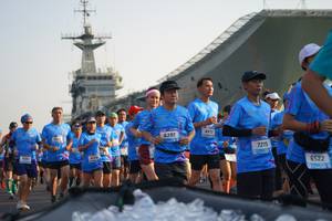 BIB: 6872, 6392, 7215, 6522
                            <button type="button" onclick="openModal(3246965)" class="btn btn-primary btn-sm float-right btn-popup" data-toggle="modal" data-target=".modal-high-quality">
                        <i class="fas fa-shopping-cart"></i> Add to Cart
                    </button>
                                            <button type="button" onclick="isThisMe(3246965, true)" class="btn btn-success btn-sm float-right btn-popup btn-isme hidden" data-toggle="tooltip" data-placement="bottom" title="นี่คือรูปของคุณใช่ไหม คลิกที่นี่เพื่อเอาเข้าอัลบั้ม">
                        <i class="fas fa-plus"></i> Add to album
                    </button>
                    <button type="button" onclick="isThisMe(3246965, false)" class="btn btn-warning btn-sm float-right btn-popup btn-isnotme hidden">
                        <i class="fas fa-ban"></i> Remove from album
                    </button>