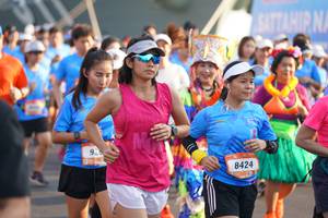 BIB: 8424
                            <button type="button" onclick="openModal(3247206)" class="btn btn-primary btn-sm float-right btn-popup" data-toggle="modal" data-target=".modal-high-quality">
                        <i class="fas fa-shopping-cart"></i> Add to Cart
                    </button>
                                            <button type="button" onclick="isThisMe(3247206, true)" class="btn btn-success btn-sm float-right btn-popup btn-isme hidden" data-toggle="tooltip" data-placement="bottom" title="นี่คือรูปของคุณใช่ไหม คลิกที่นี่เพื่อเอาเข้าอัลบั้ม">
                        <i class="fas fa-plus"></i> Add to album
                    </button>
                    <button type="button" onclick="isThisMe(3247206, false)" class="btn btn-warning btn-sm float-right btn-popup btn-isnotme hidden">
                        <i class="fas fa-ban"></i> Remove from album
                    </button>