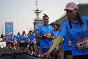 BIB: 8455
                            <button type="button" onclick="openModal(3247499)" class="btn btn-primary btn-sm float-right btn-popup" data-toggle="modal" data-target=".modal-high-quality">
                        <i class="fas fa-shopping-cart"></i> Add to Cart
                    </button>
                                            <button type="button" onclick="isThisMe(3247499, true)" class="btn btn-success btn-sm float-right btn-popup btn-isme hidden" data-toggle="tooltip" data-placement="bottom" title="นี่คือรูปของคุณใช่ไหม คลิกที่นี่เพื่อเอาเข้าอัลบั้ม">
                        <i class="fas fa-plus"></i> Add to album
                    </button>
                    <button type="button" onclick="isThisMe(3247499, false)" class="btn btn-warning btn-sm float-right btn-popup btn-isnotme hidden">
                        <i class="fas fa-ban"></i> Remove from album
                    </button>