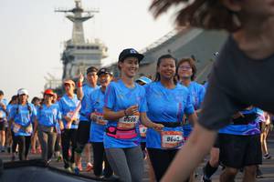 BIB: 8602
                            <button type="button" onclick="openModal(3247512)" class="btn btn-primary btn-sm float-right btn-popup" data-toggle="modal" data-target=".modal-high-quality">
                        <i class="fas fa-shopping-cart"></i> Add to Cart
                    </button>
                                            <button type="button" onclick="isThisMe(3247512, true)" class="btn btn-success btn-sm float-right btn-popup btn-isme hidden" data-toggle="tooltip" data-placement="bottom" title="นี่คือรูปของคุณใช่ไหม คลิกที่นี่เพื่อเอาเข้าอัลบั้ม">
                        <i class="fas fa-plus"></i> Add to album
                    </button>
                    <button type="button" onclick="isThisMe(3247512, false)" class="btn btn-warning btn-sm float-right btn-popup btn-isnotme hidden">
                        <i class="fas fa-ban"></i> Remove from album
                    </button>