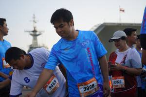 BIB: 9898, 8963
                            <button type="button" onclick="openModal(3247568)" class="btn btn-primary btn-sm float-right btn-popup" data-toggle="modal" data-target=".modal-high-quality">
                        <i class="fas fa-shopping-cart"></i> Add to Cart
                    </button>
                                            <button type="button" onclick="isThisMe(3247568, true)" class="btn btn-success btn-sm float-right btn-popup btn-isme hidden" data-toggle="tooltip" data-placement="bottom" title="นี่คือรูปของคุณใช่ไหม คลิกที่นี่เพื่อเอาเข้าอัลบั้ม">
                        <i class="fas fa-plus"></i> Add to album
                    </button>
                    <button type="button" onclick="isThisMe(3247568, false)" class="btn btn-warning btn-sm float-right btn-popup btn-isnotme hidden">
                        <i class="fas fa-ban"></i> Remove from album
                    </button>