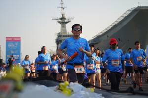 BIB: 9162, 8189
                            <button type="button" onclick="openModal(3247312)" class="btn btn-primary btn-sm float-right btn-popup" data-toggle="modal" data-target=".modal-high-quality">
                        <i class="fas fa-shopping-cart"></i> Add to Cart
                    </button>
                                            <button type="button" onclick="isThisMe(3247312, true)" class="btn btn-success btn-sm float-right btn-popup btn-isme hidden" data-toggle="tooltip" data-placement="bottom" title="นี่คือรูปของคุณใช่ไหม คลิกที่นี่เพื่อเอาเข้าอัลบั้ม">
                        <i class="fas fa-plus"></i> Add to album
                    </button>
                    <button type="button" onclick="isThisMe(3247312, false)" class="btn btn-warning btn-sm float-right btn-popup btn-isnotme hidden">
                        <i class="fas fa-ban"></i> Remove from album
                    </button>