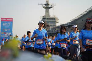 BIB: 8732, 9258, 8321
                            <button type="button" onclick="openModal(3247338)" class="btn btn-primary btn-sm float-right btn-popup" data-toggle="modal" data-target=".modal-high-quality">
                        <i class="fas fa-shopping-cart"></i> Add to Cart
                    </button>
                                            <button type="button" onclick="isThisMe(3247338, true)" class="btn btn-success btn-sm float-right btn-popup btn-isme hidden" data-toggle="tooltip" data-placement="bottom" title="นี่คือรูปของคุณใช่ไหม คลิกที่นี่เพื่อเอาเข้าอัลบั้ม">
                        <i class="fas fa-plus"></i> Add to album
                    </button>
                    <button type="button" onclick="isThisMe(3247338, false)" class="btn btn-warning btn-sm float-right btn-popup btn-isnotme hidden">
                        <i class="fas fa-ban"></i> Remove from album
                    </button>