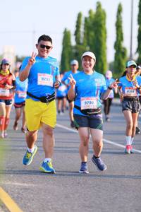 BIB: 9292, 8704, 9290
                            <button type="button" onclick="openModal(3246052)" class="btn btn-primary btn-sm float-right btn-popup" data-toggle="modal" data-target=".modal-high-quality">
                        <i class="fas fa-shopping-cart"></i> Add to Cart
                    </button>
                                            <button type="button" onclick="isThisMe(3246052, true)" class="btn btn-success btn-sm float-right btn-popup btn-isme hidden" data-toggle="tooltip" data-placement="bottom" title="นี่คือรูปของคุณใช่ไหม คลิกที่นี่เพื่อเอาเข้าอัลบั้ม">
                        <i class="fas fa-plus"></i> Add to album
                    </button>
                    <button type="button" onclick="isThisMe(3246052, false)" class="btn btn-warning btn-sm float-right btn-popup btn-isnotme hidden">
                        <i class="fas fa-ban"></i> Remove from album
                    </button>