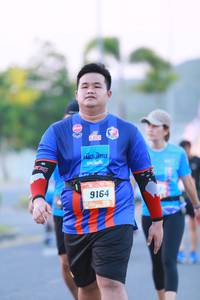 BIB: 9164
                            <button type="button" onclick="openModal(3260964)" class="btn btn-primary btn-sm float-right btn-popup" data-toggle="modal" data-target=".modal-high-quality">
                        <i class="fas fa-shopping-cart"></i> Add to Cart
                    </button>
                                            <button type="button" onclick="isThisMe(3260964, true)" class="btn btn-success btn-sm float-right btn-popup btn-isme hidden" data-toggle="tooltip" data-placement="bottom" title="นี่คือรูปของคุณใช่ไหม คลิกที่นี่เพื่อเอาเข้าอัลบั้ม">
                        <i class="fas fa-plus"></i> Add to album
                    </button>
                    <button type="button" onclick="isThisMe(3260964, false)" class="btn btn-warning btn-sm float-right btn-popup btn-isnotme hidden">
                        <i class="fas fa-ban"></i> Remove from album
                    </button>